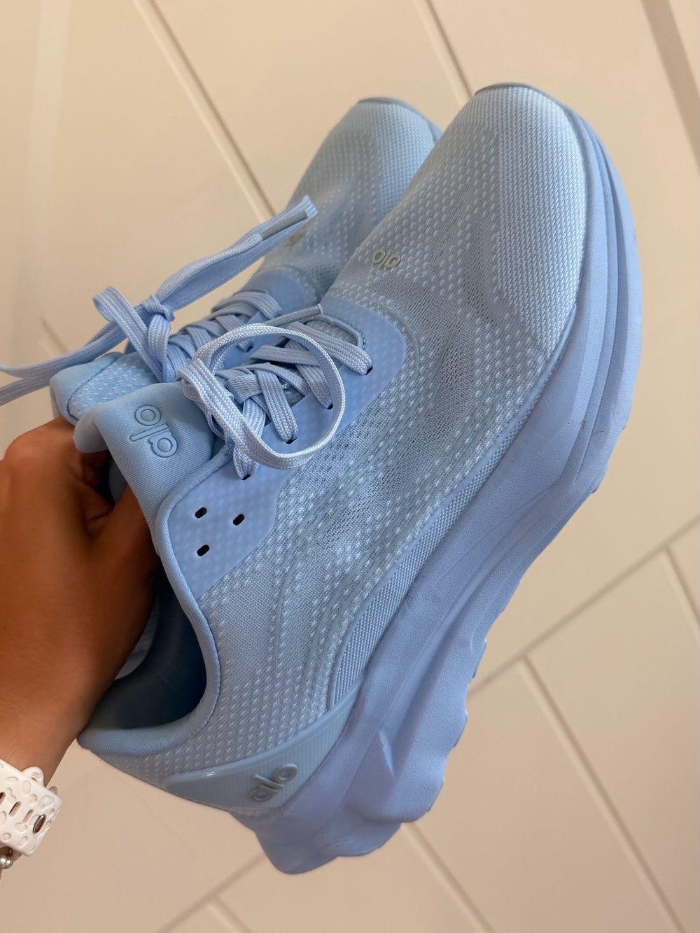 Alo Women’s Runner Sneakers - Light Blue